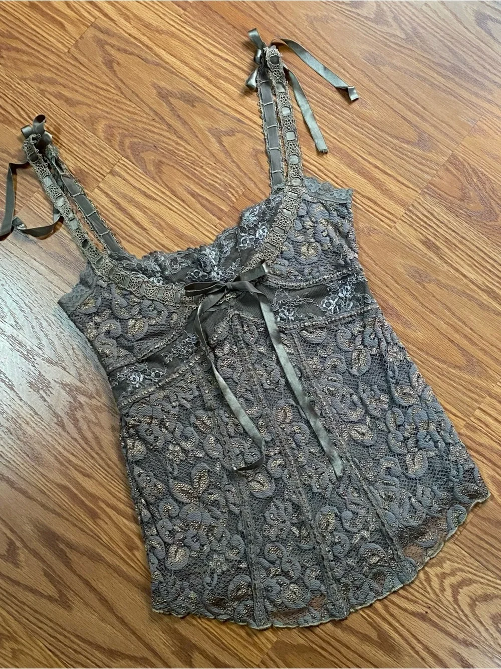 Deadstock 90s/Y2k Ann Ferriday Lace Ribbon Detail Cami Tank Top - Olive Green - Picture 3 of 10